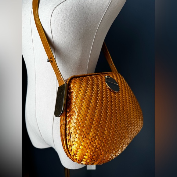 Vintage Rodo wicker bag. - Picture 2 of 13